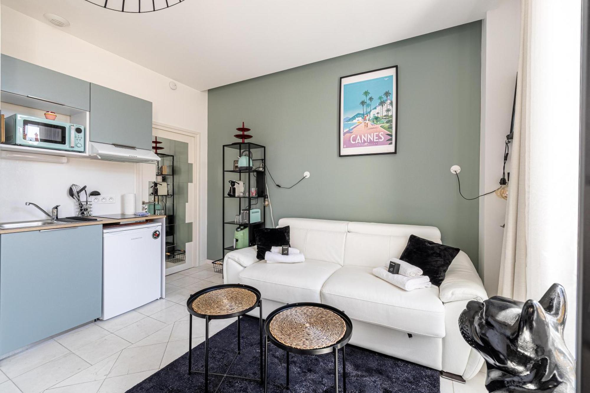 Private - Small Studio For Two At 5 Minutes From Croisette Cannes Eksteriør billede
